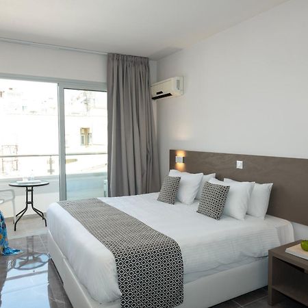 Blazer Residence Ларнака Екстер'єр фото