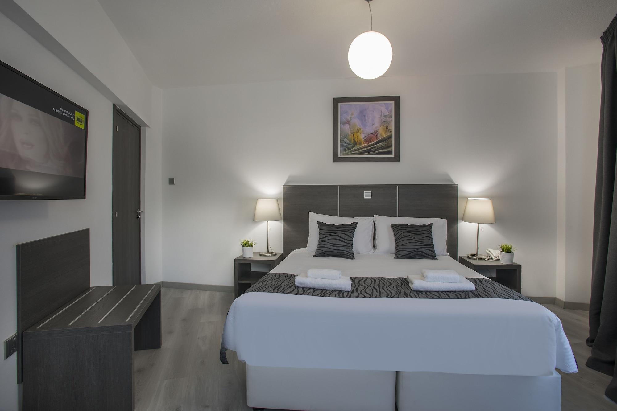 Blazer Residence Ларнака Екстер'єр фото