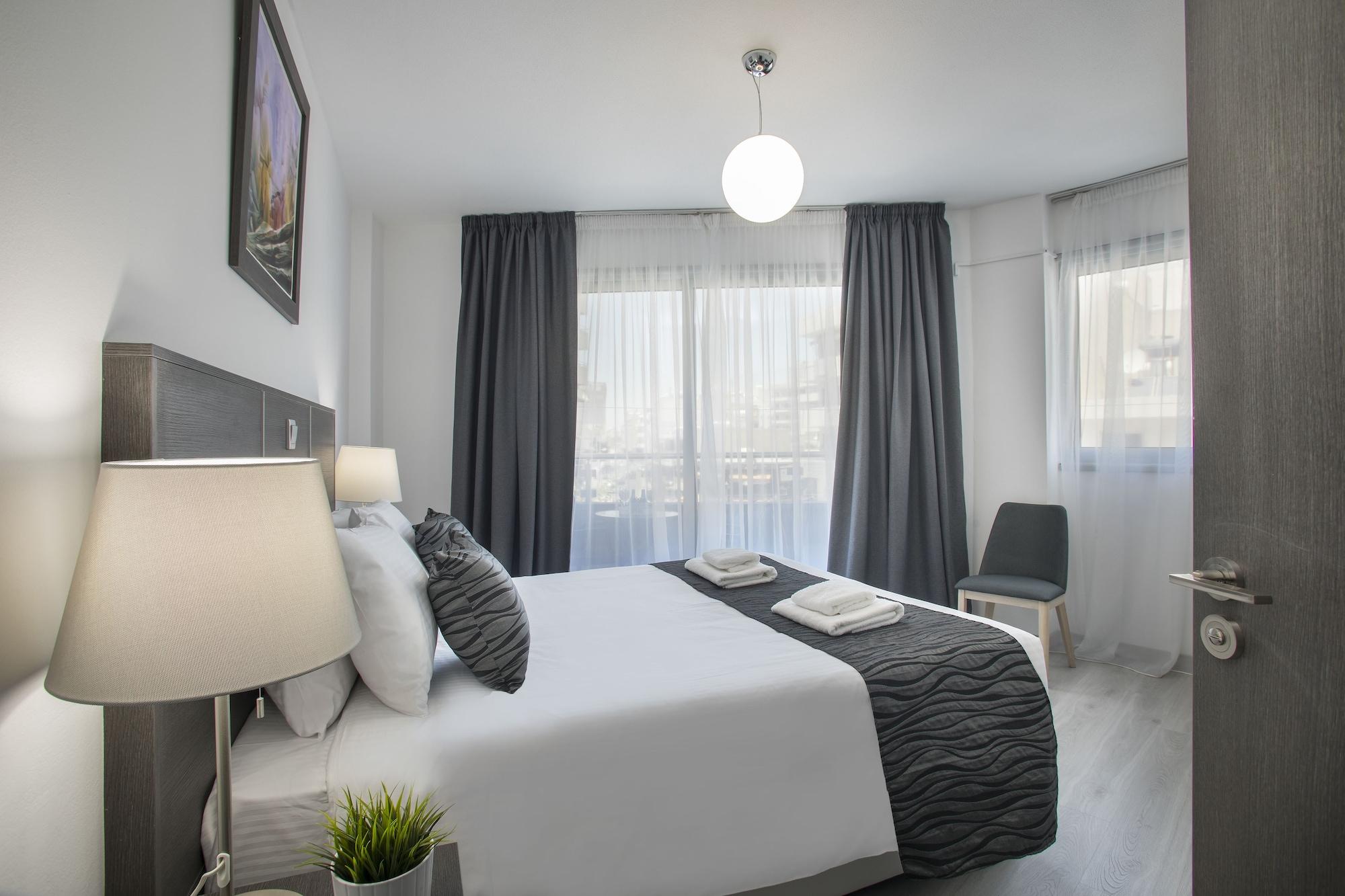 Blazer Residence Ларнака Екстер'єр фото