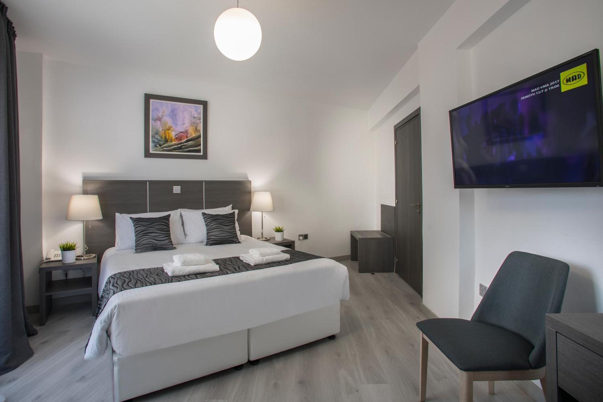 Blazer Residence Ларнака Екстер'єр фото